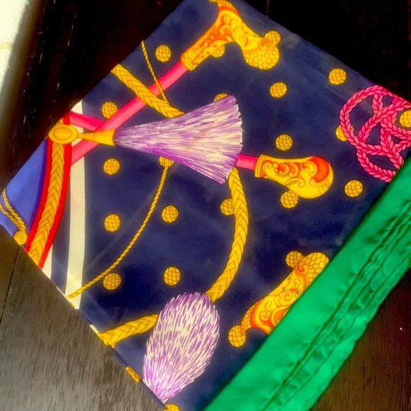 Celine scarf - Picture 13 of 13